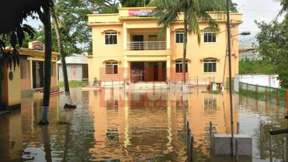 Waterlog paralyzes Sonamura offices